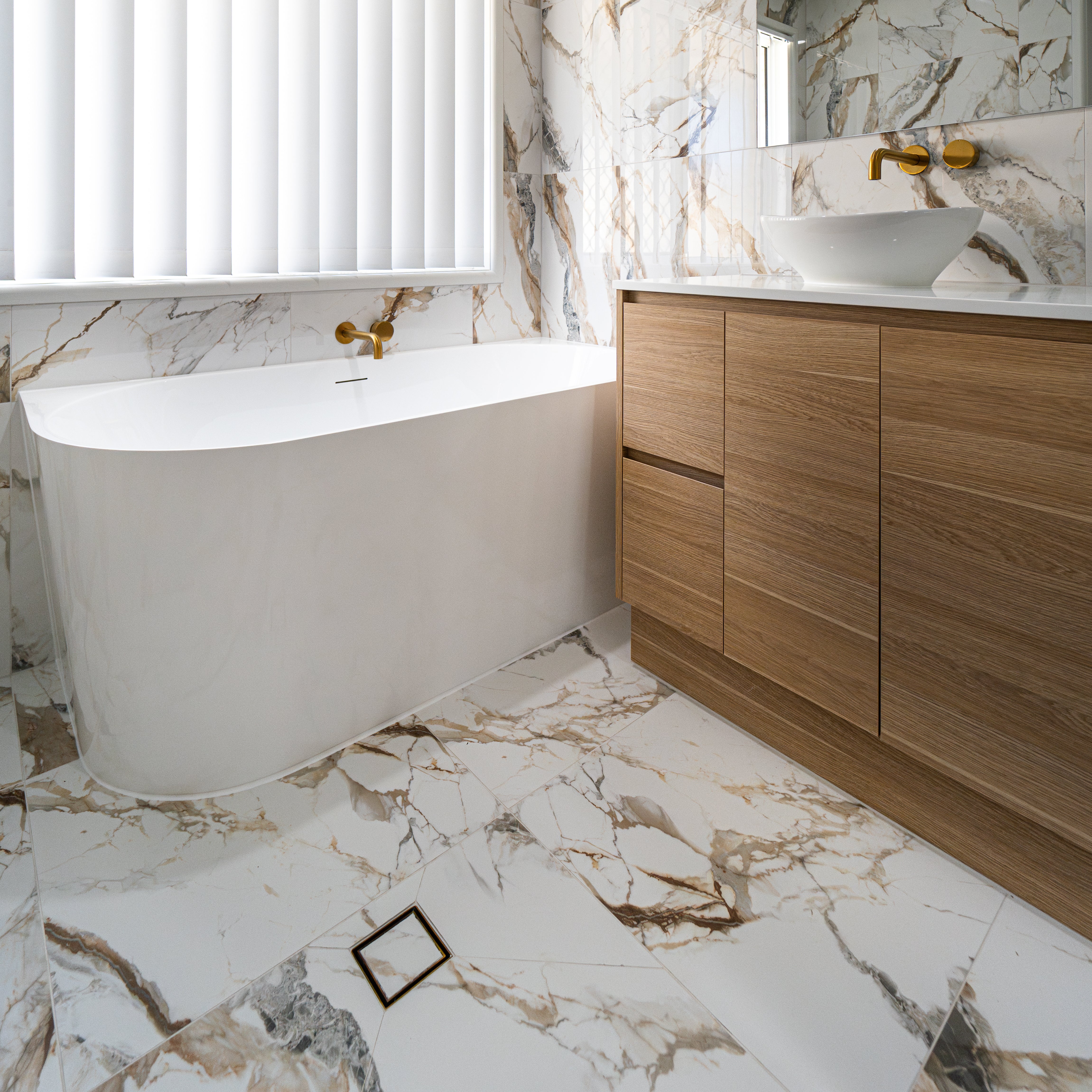 Calacatta Roma Gold Matte - Image 2