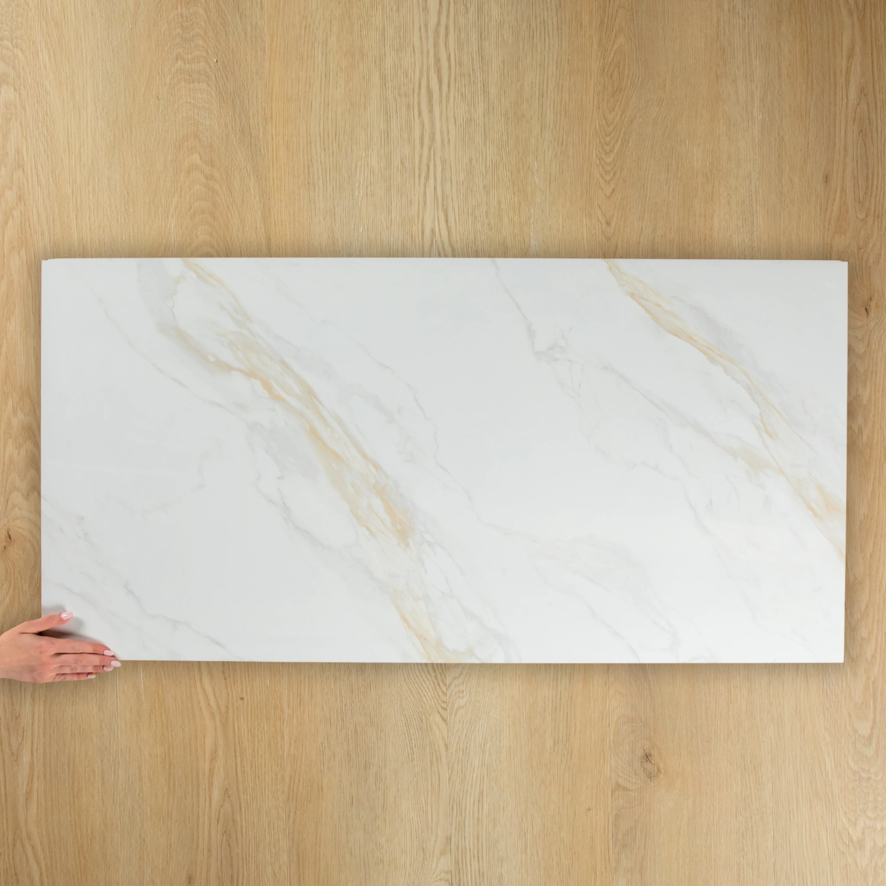 Carrara Golden Line Polished - Image 2