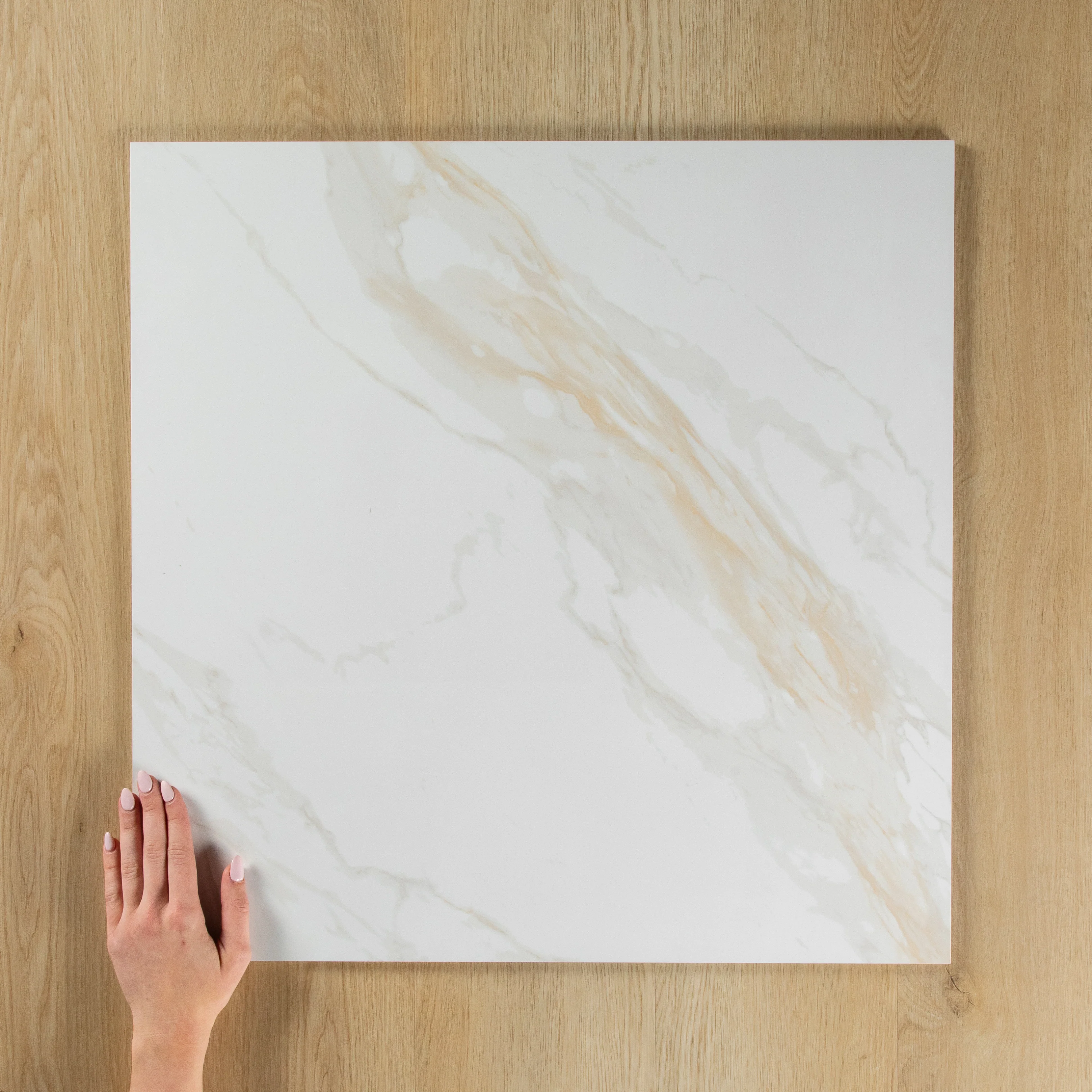 Carrara Golden Line Polished - Image 2