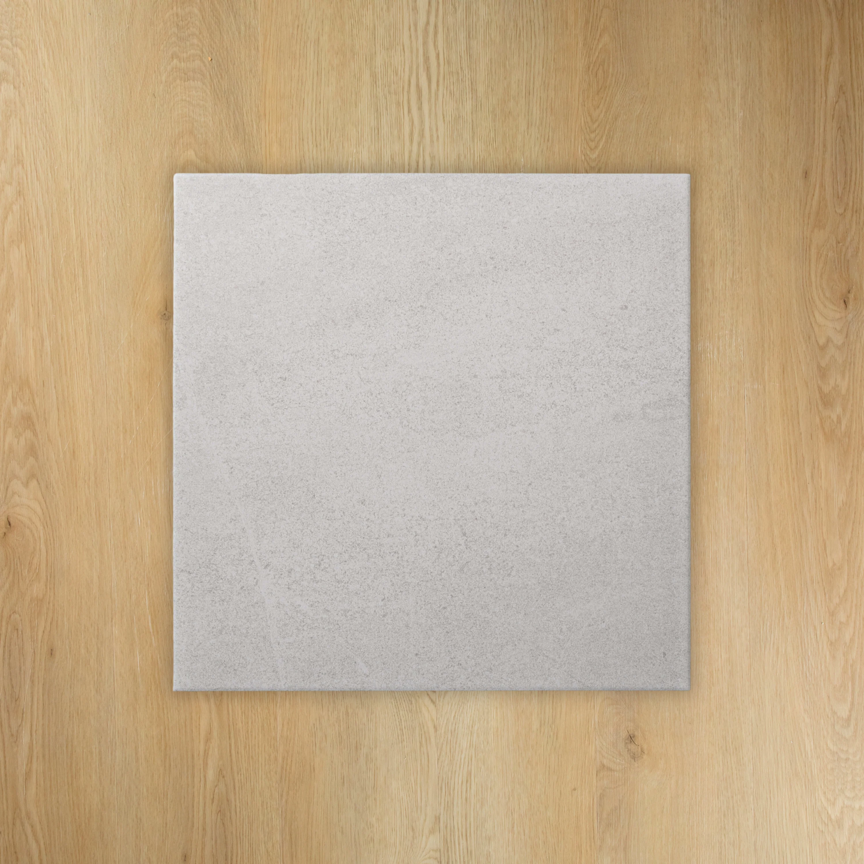 Charme White External