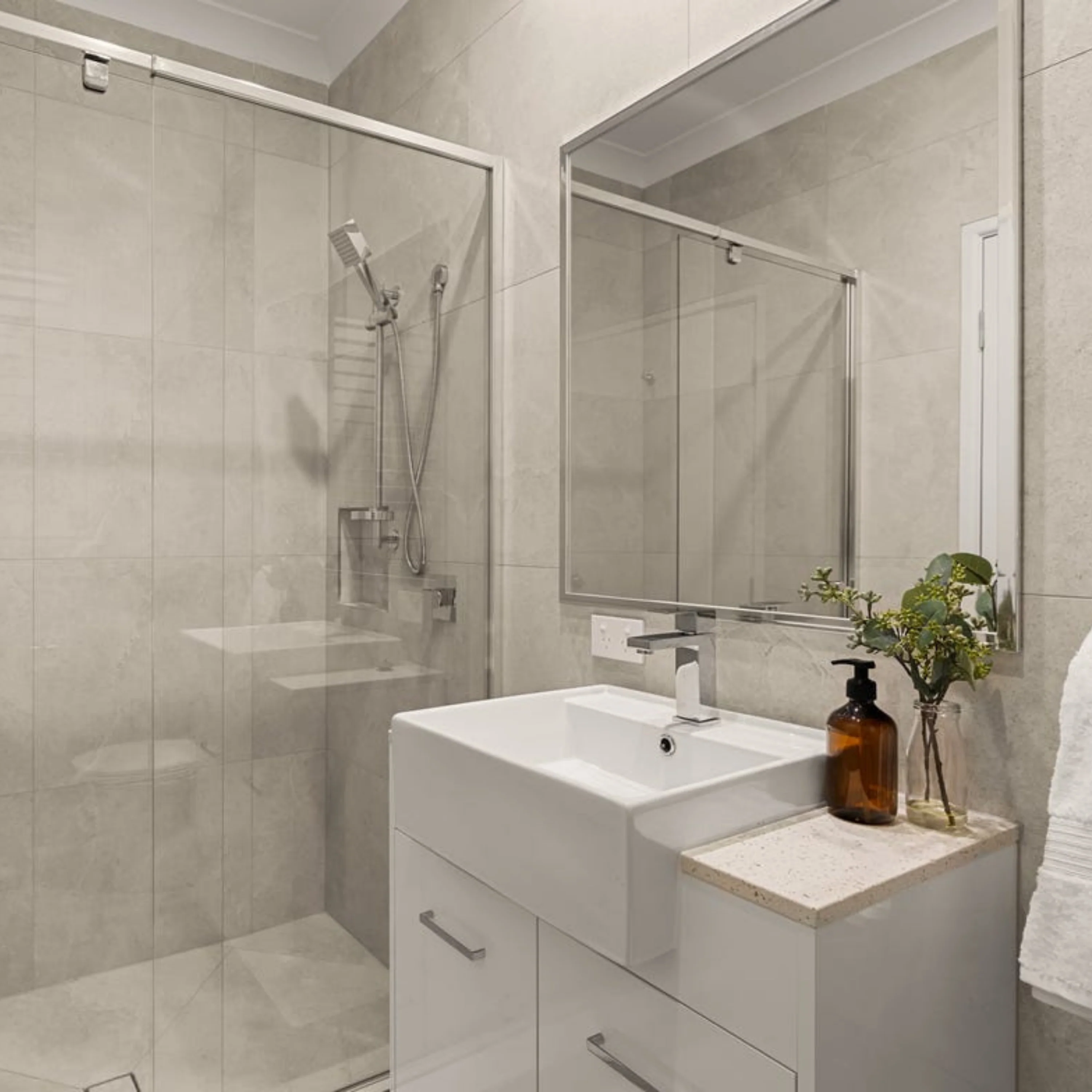 French Stone Bianco Travertine In Out - Image 8