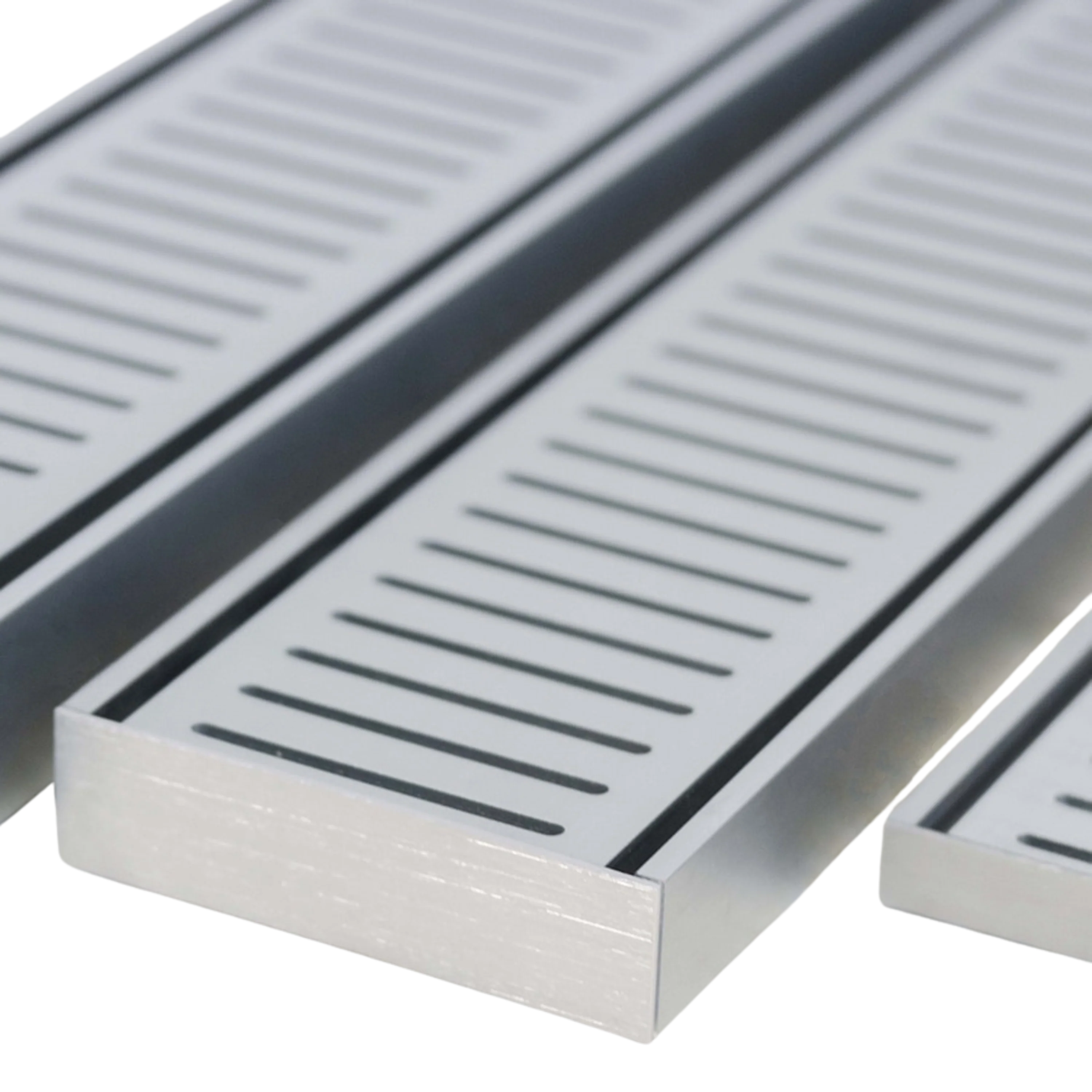 Lauxes Aluminium Silver Next Gen Floor Grate 100mm x 26mm - Image 3