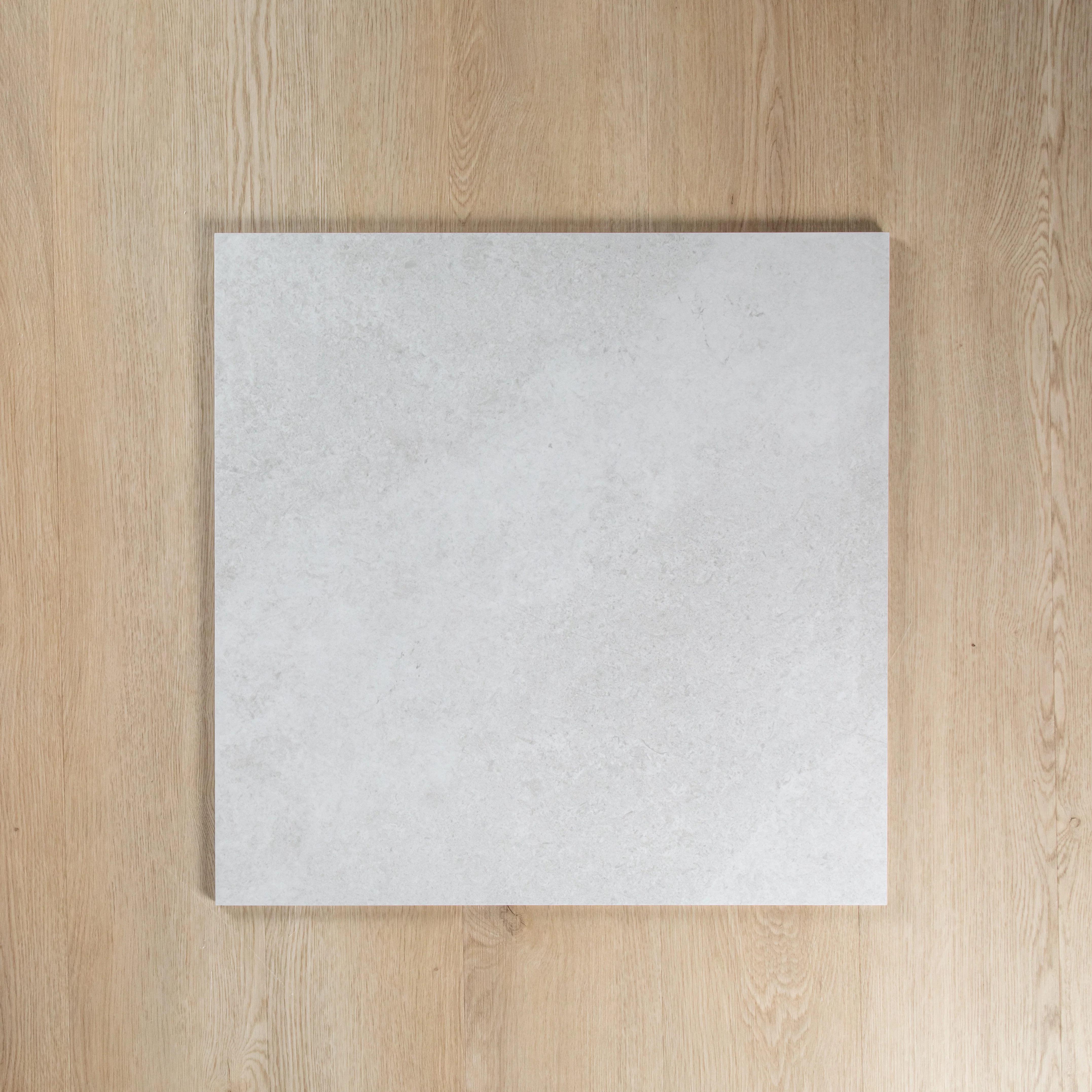 Mineral White In Out - Image 4