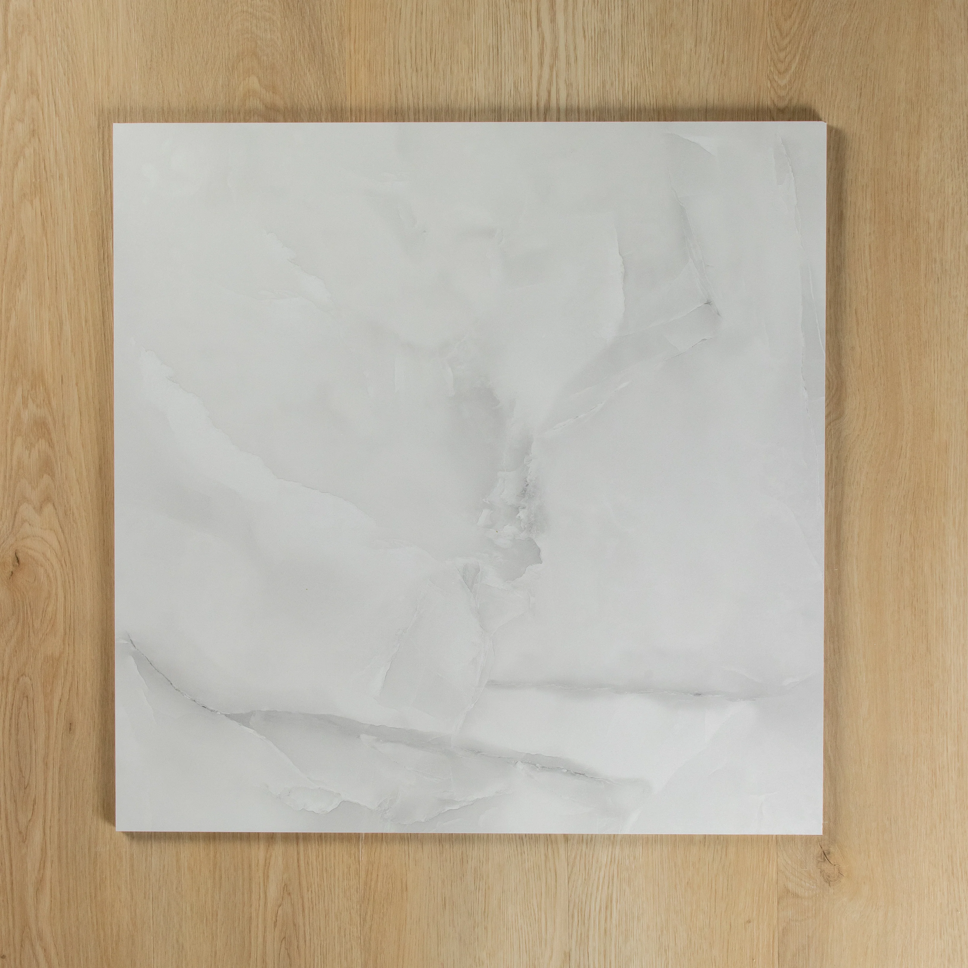 Petah Onyx Light Grey Polished