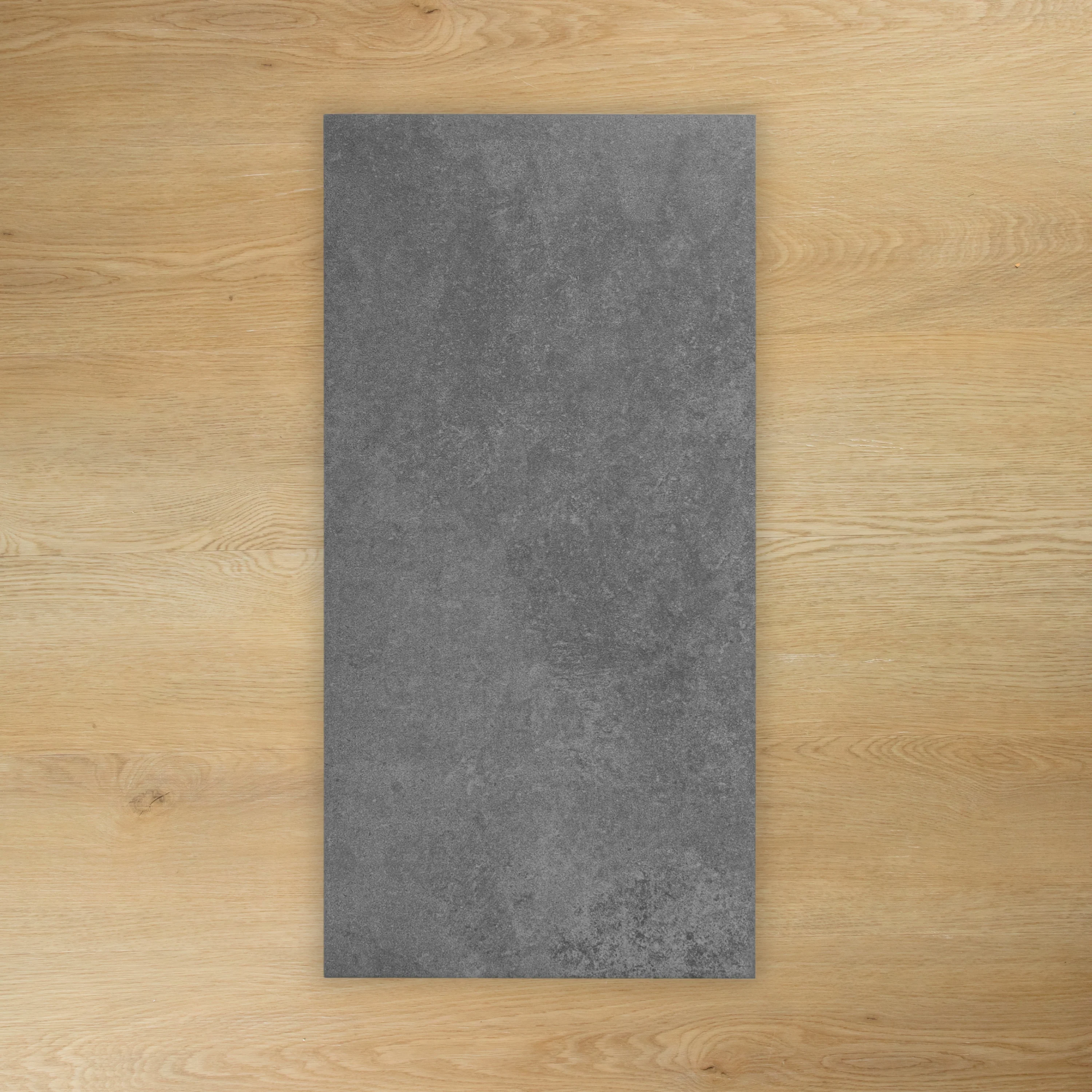 Soho Carbon Matte